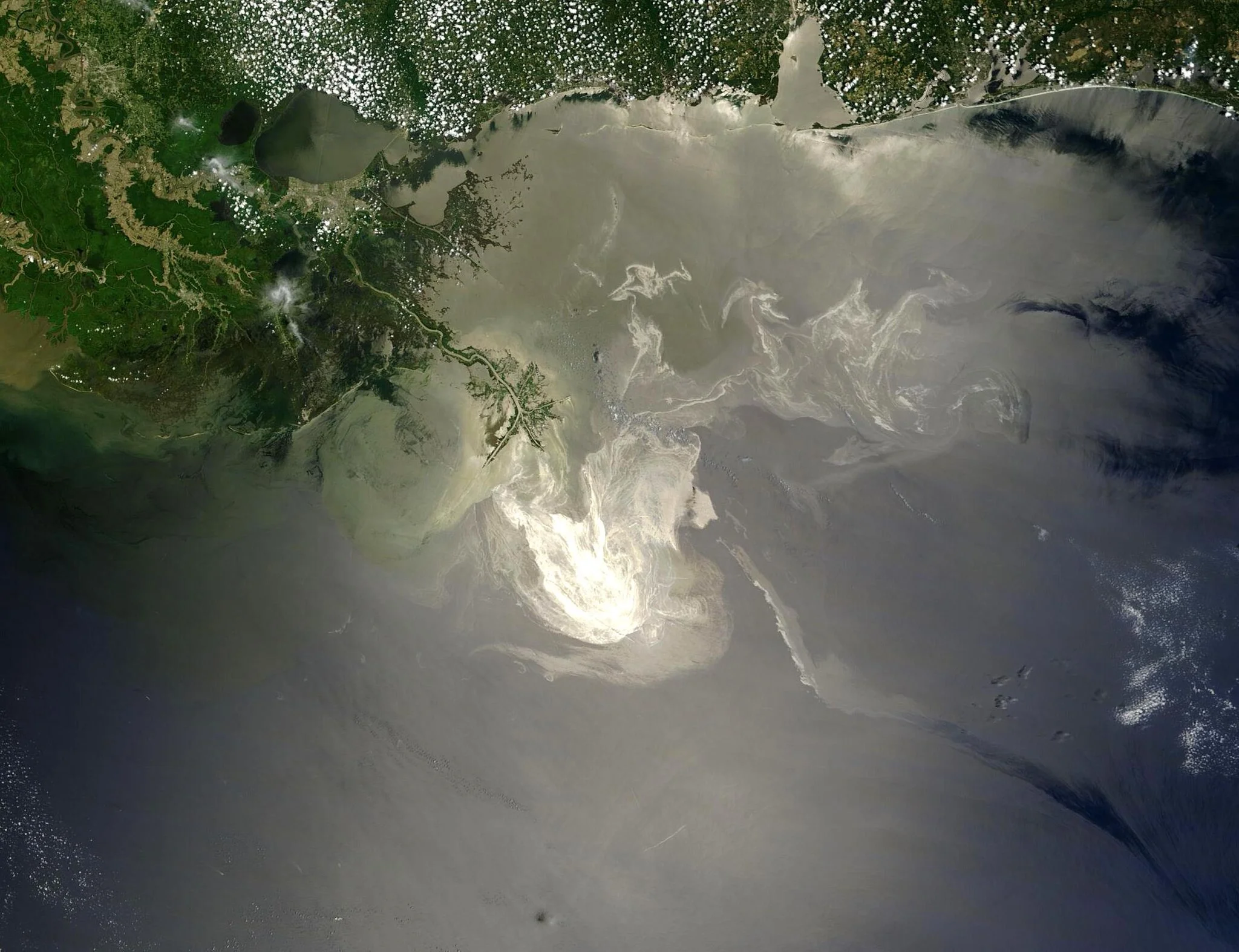 AI-powered oil spill prediction system improves accuracy by up to 25%, with significant potential to enhance emergency responses